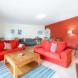 Apartamento Monique, Luz